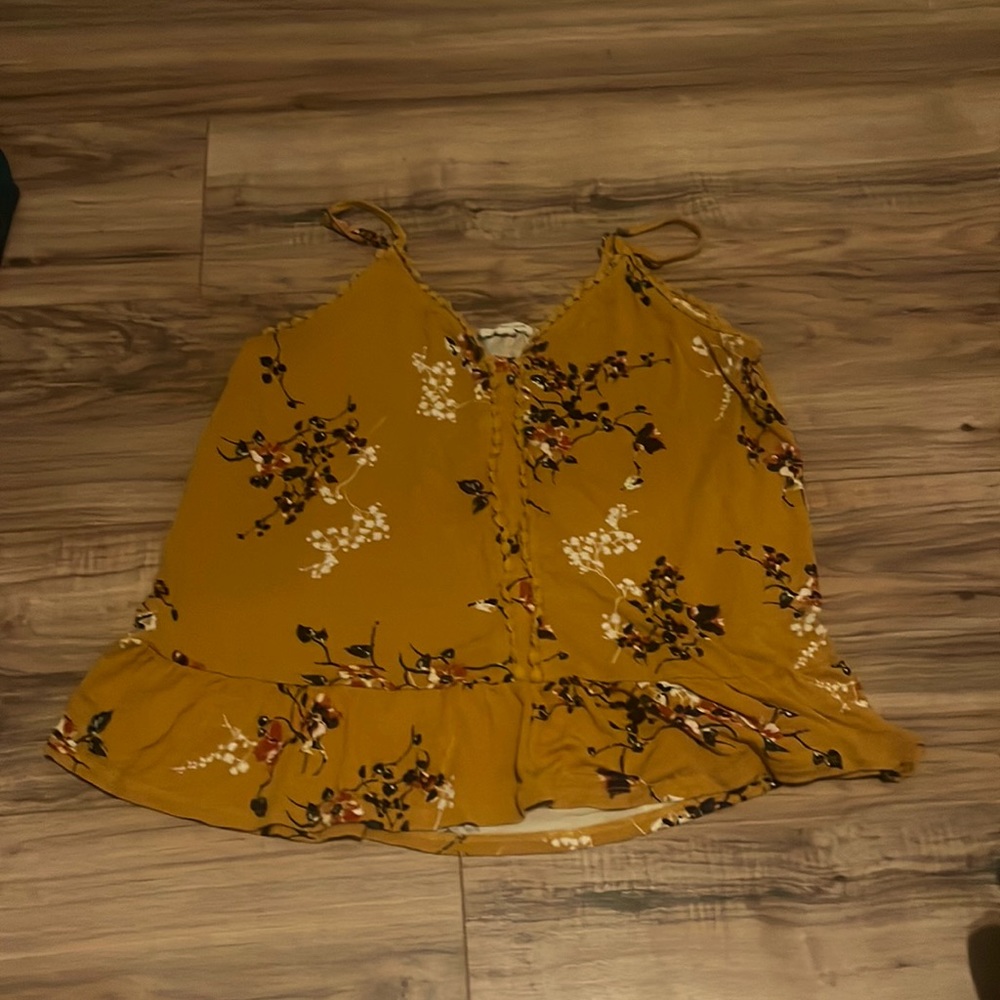 Flower tank top shirt